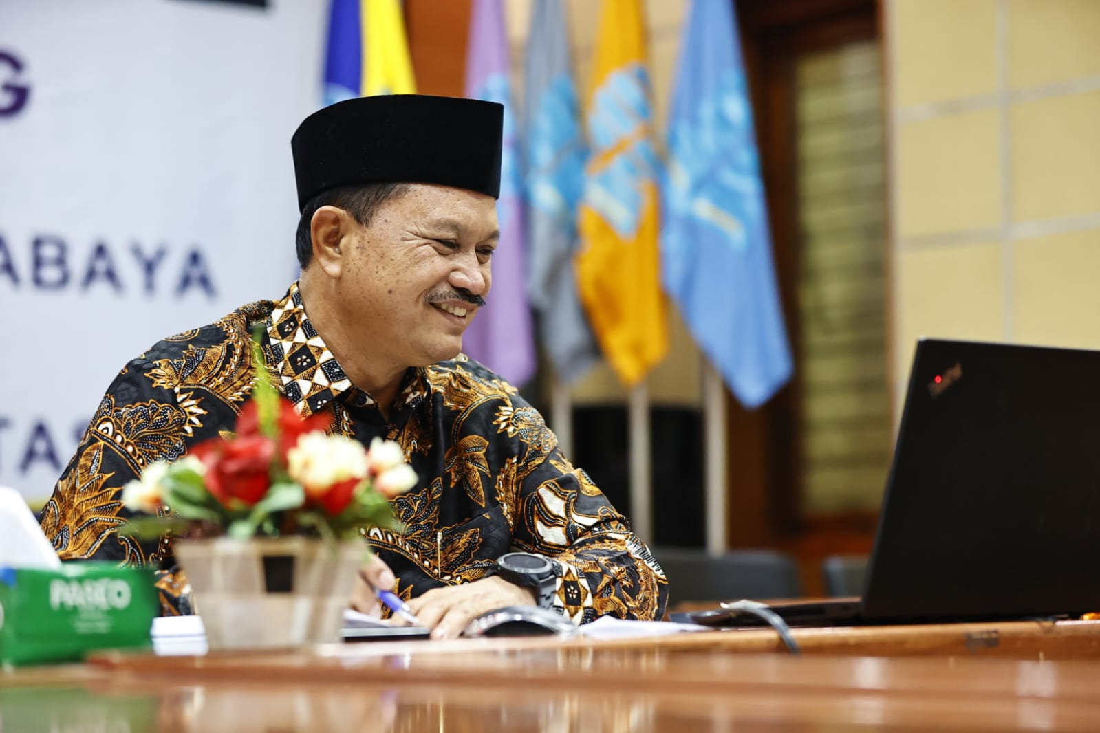Jalani Sidang Ujian Proposal Doktor Hari Ini, Wali Kota : Ilmu Pengetahuan Harus Terus Digali