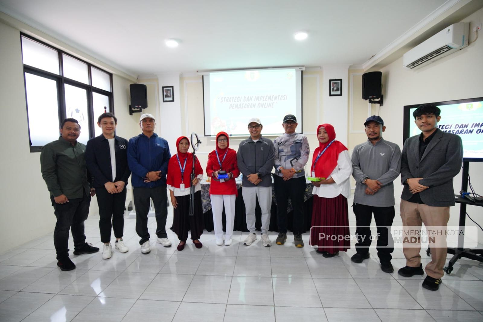 Gelar Pelatihan UMKM, Plt Wali Kota Dorong Pelaku Usaha Naik Kelas Lewat Digitalisasi