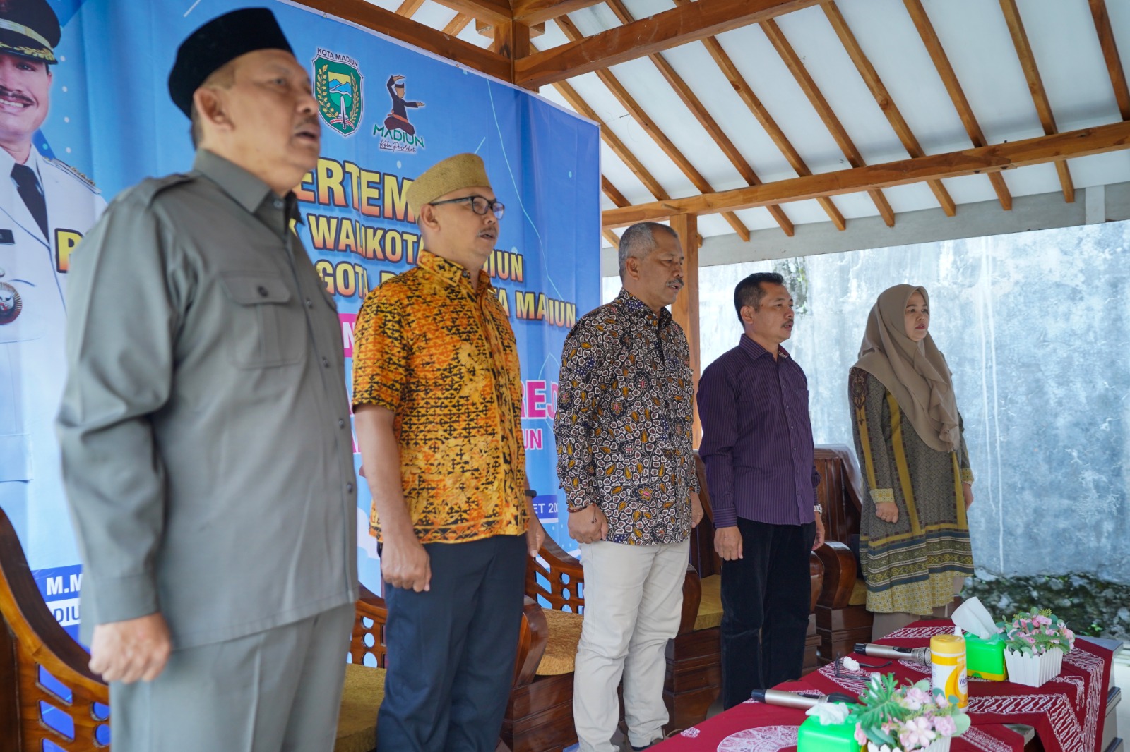 Bertemu Warga di Kelurahan Tawangrejo dan Sukosari, Wali Kota Sampaikan Pesan Jaga Ketentraman Selama Ramadan
