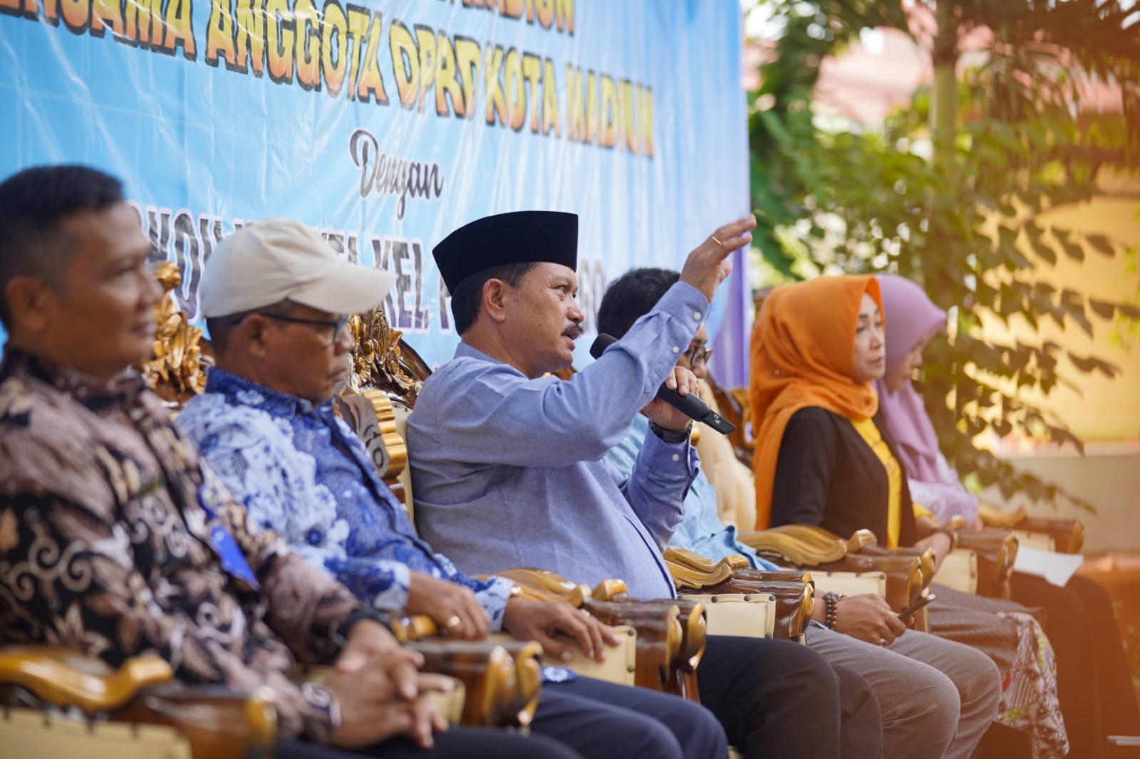 Hadiri Pertemuan Dengan DPRD Bersama Warga, Wali Kota Beberkan Upaya Peningkatan Pendidikan