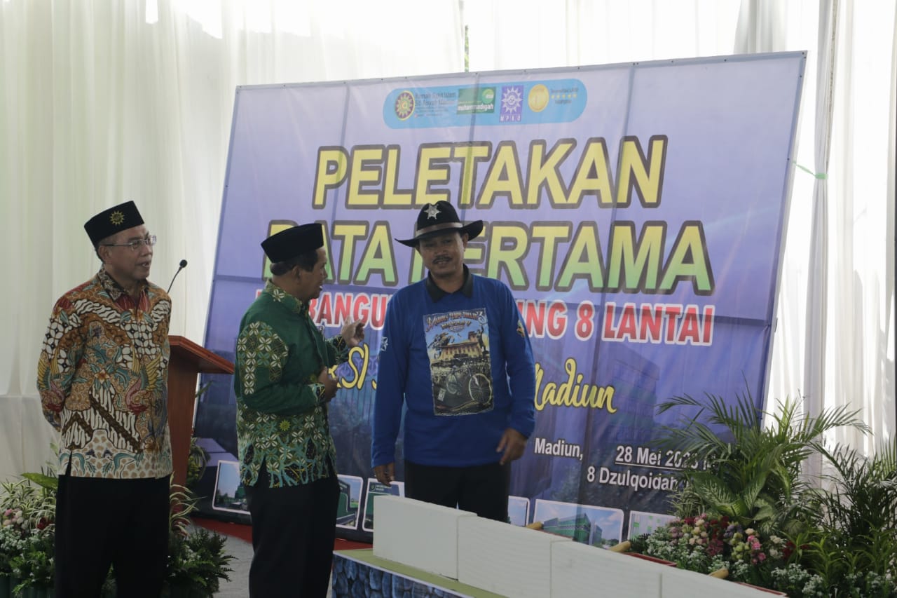 Hadiri Peletakan Bata Pertama Rencana Pembangunan RSI, Wali Kota Harap Rumah Sakit Terus Berinovasi dalam Pelayanan