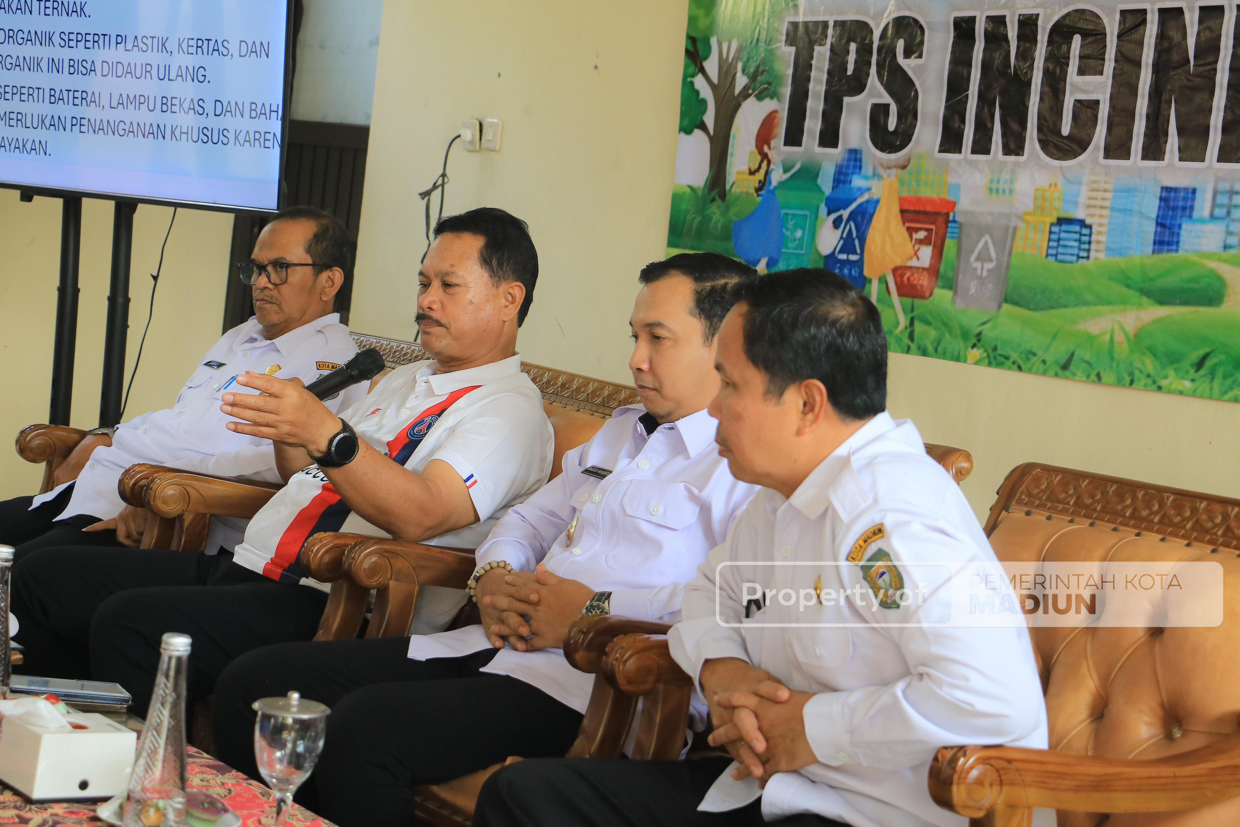 Menuju Zero Sampah 2027, Wali Kota Madiun Sosialisasikan Mesin Incinerator dan Pemilahan Sampah Tiga Warna