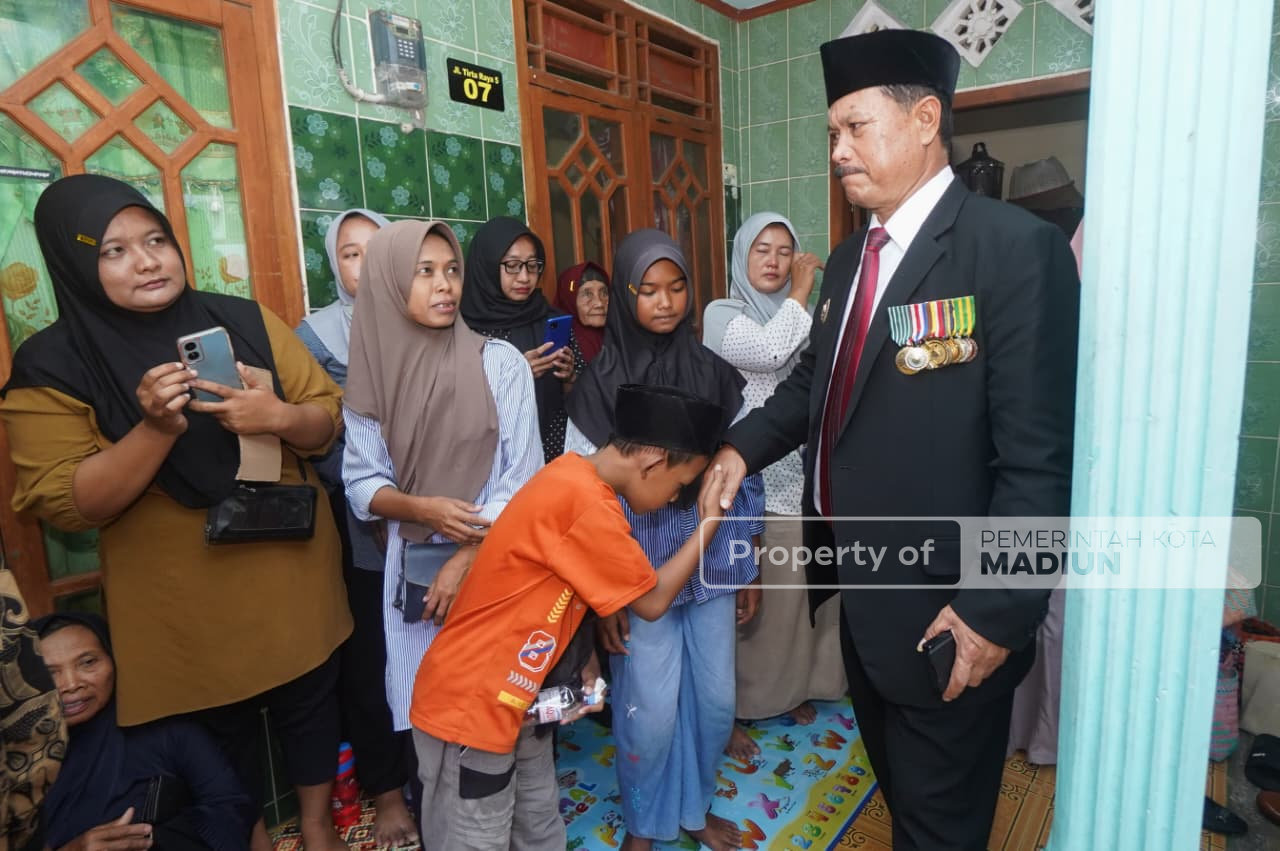 Santunan Pro JKK-JKM Diserahkan Wali Kota, Ahli Waris Mariati Terima Rp 42 Juta