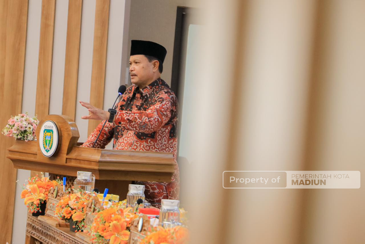 Pembahasan Raperda APBD 2026, Wali Kota Madiun Jawab PU Fraksi DPRD