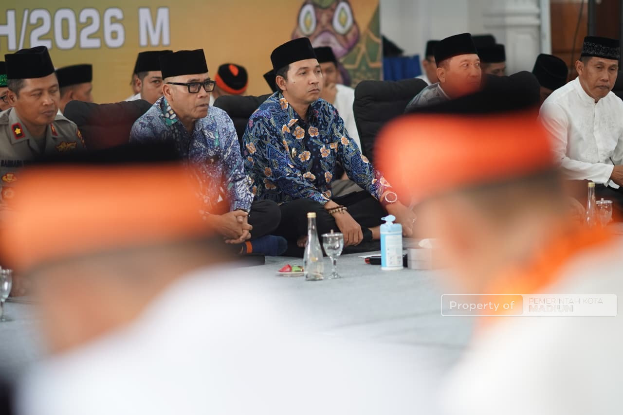 Jelang Keberangkatan Haji, Plt Wali Kota Madiun Ingatkan CJH Jaga Kesehatan dan Ikuti Arahan Pembimbing