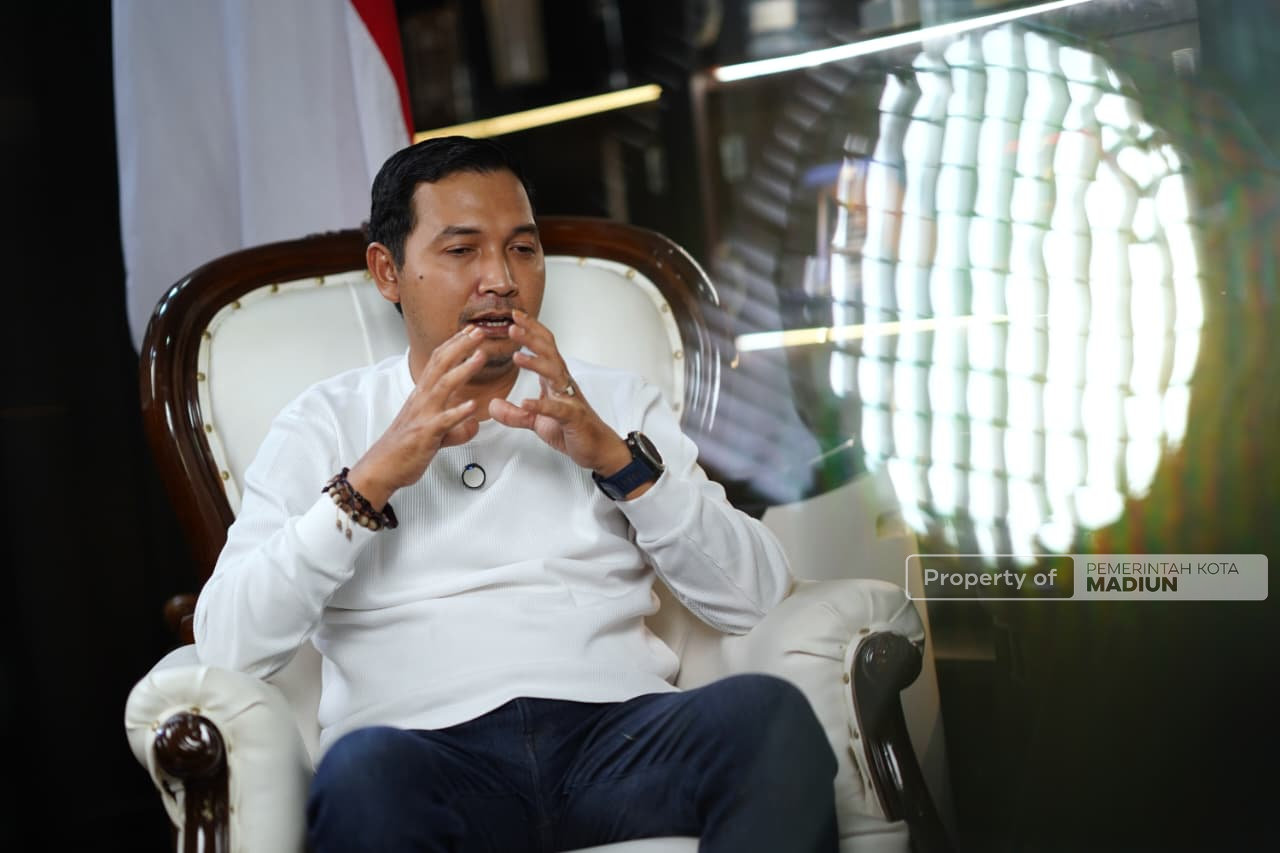 Podcast Perdana dengan New Media, Plt Wali Kota Bahas Hari Jadi hingga Tanggapi Berbagai Isu di Dunia Maya