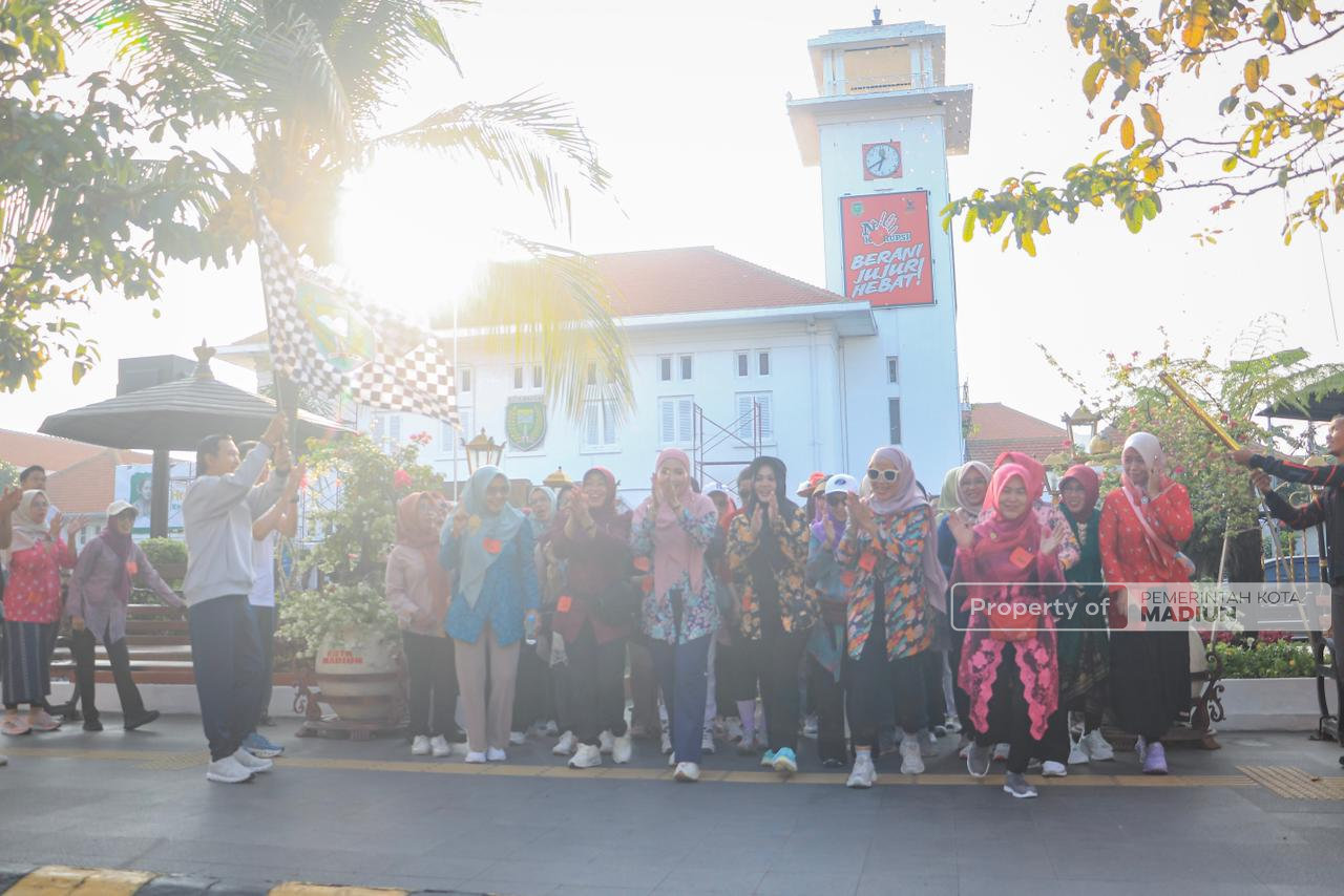 Ketika Budaya dan Olahraga Bersatu Padu, Uniknya Kartini Fun Run Perwosi Kota Madiun