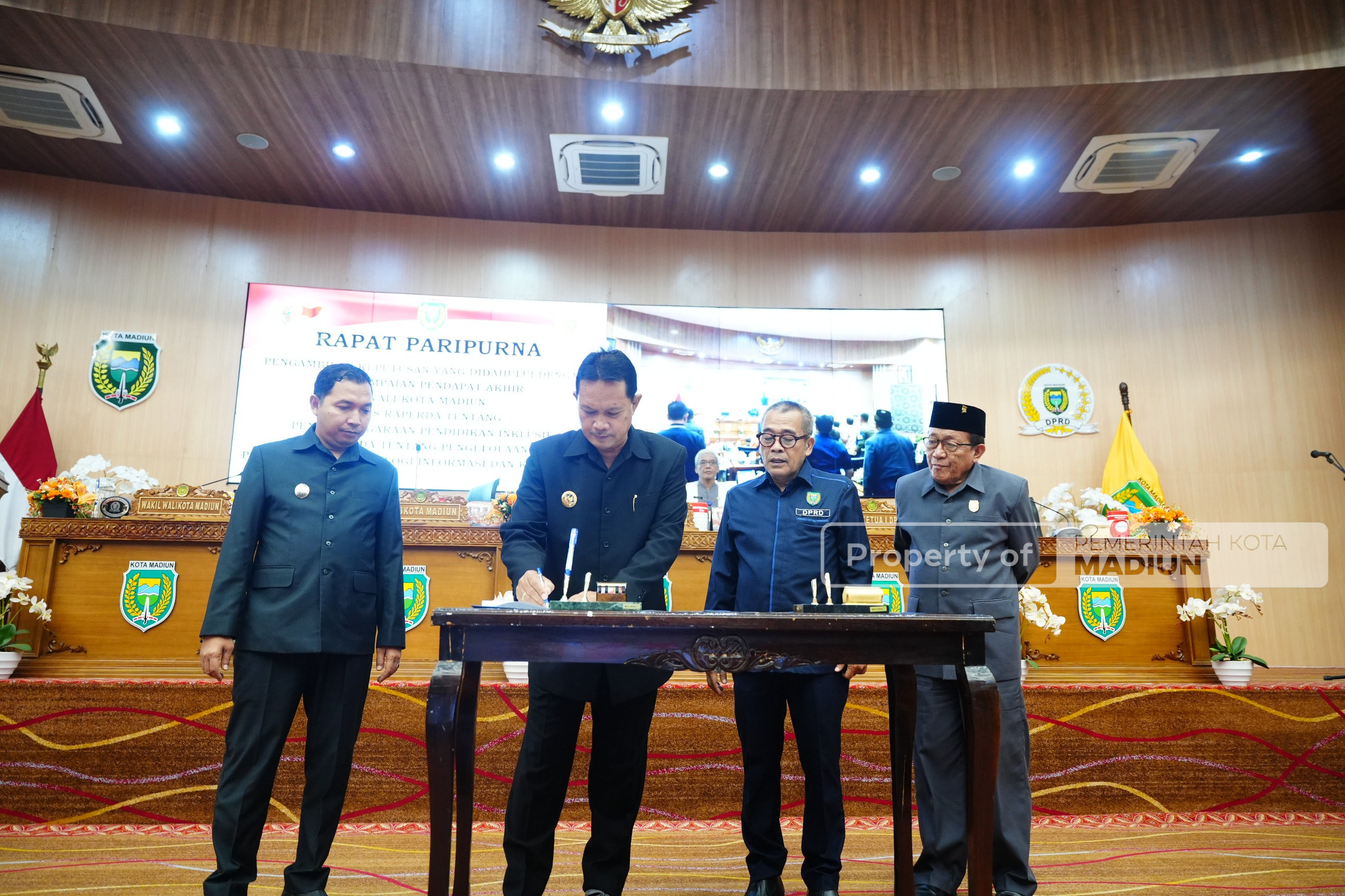 Pemkot-Dewan Setujui Dua Raperda, Perda Pendidikan Inklusif dan Pengelolaan TIK Segera Mengemuka