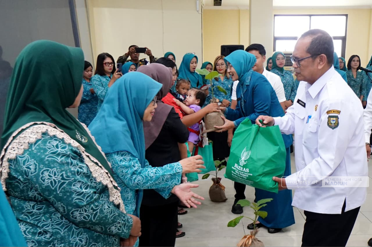 Hadiri Peringatan HKG PKK, Plt Wali Kota Madiun Tekankan Penguatan SDM Berbasis Keluarga