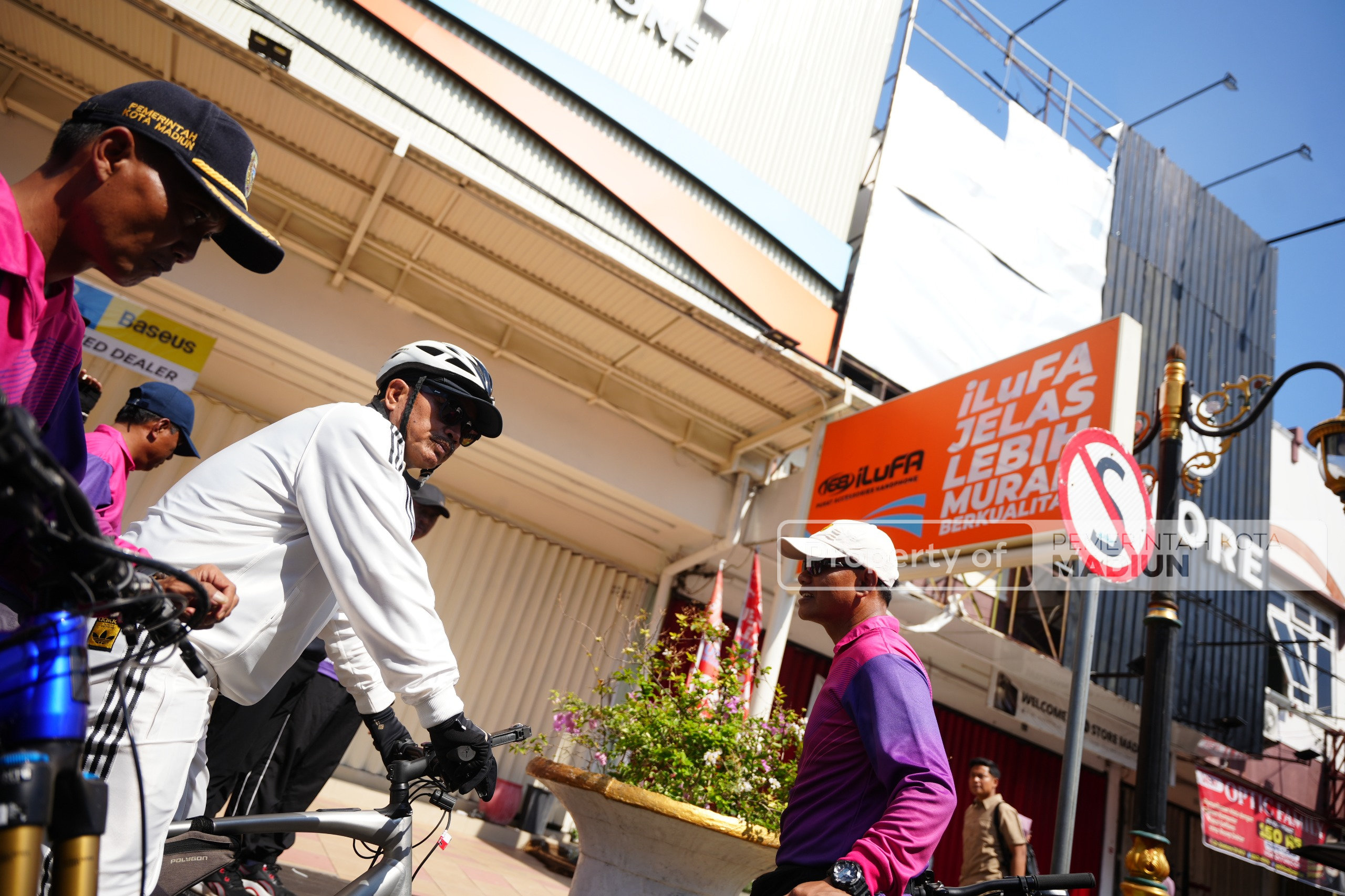 Mulai Turun Hujan, Wali Kota-Wawali Gowes Cek Saluran
