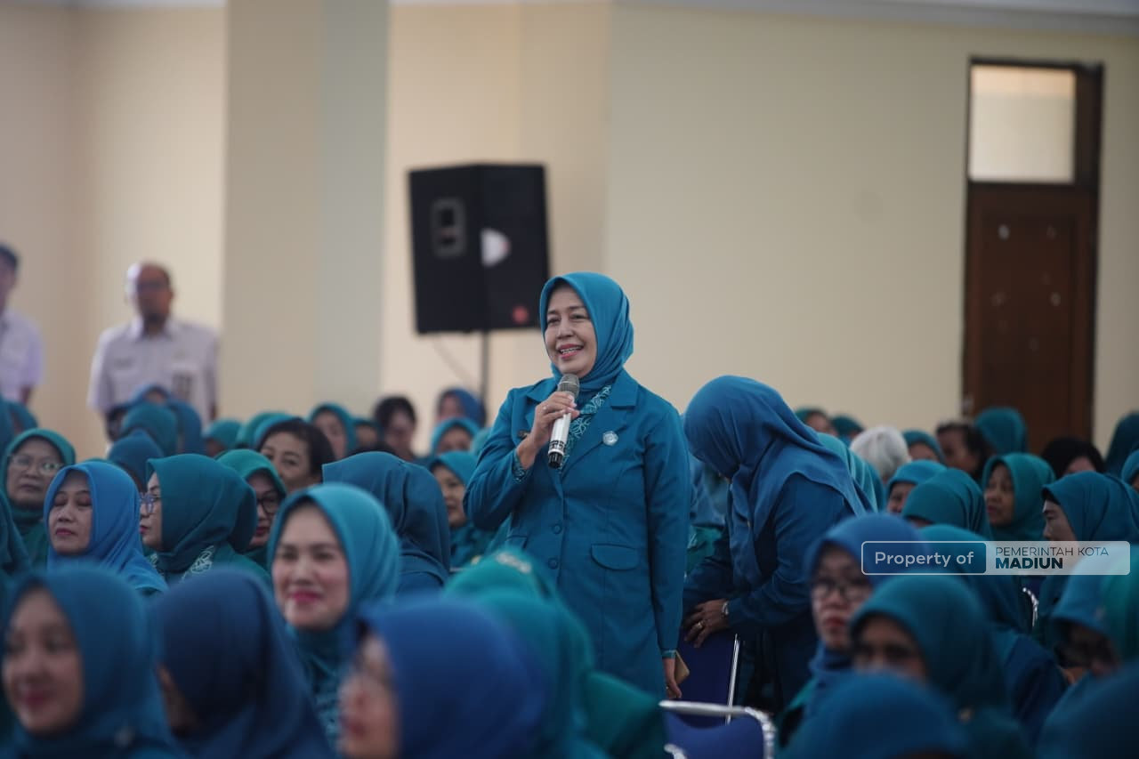 Hadiri Peringatan HKG PKK, Plt Wali Kota Madiun Tekankan Penguatan SDM Berbasis Keluarga