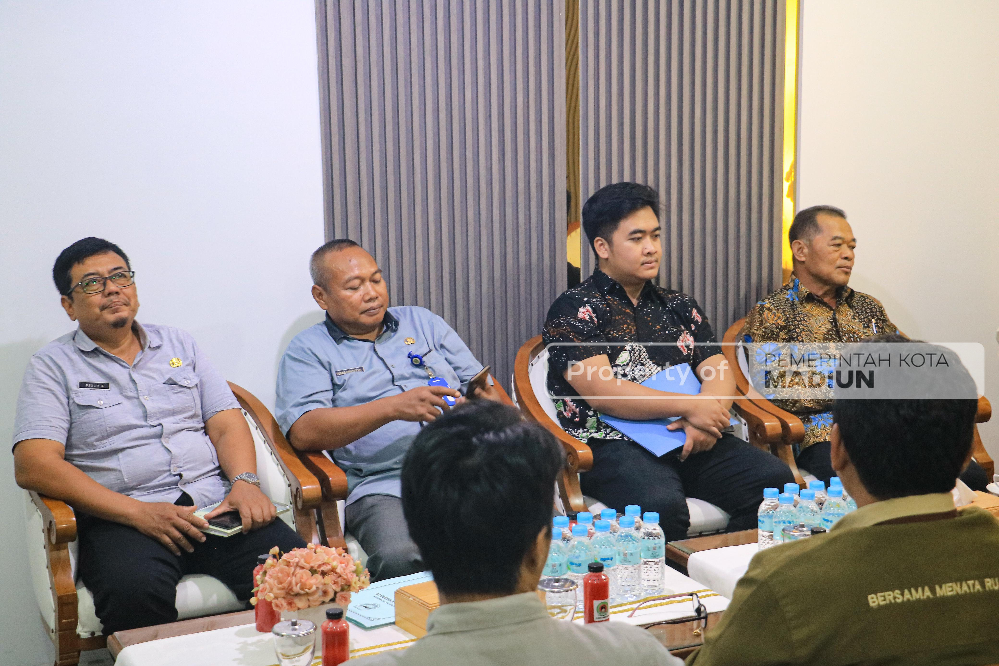 Terima Audiensi Terkait PBG dan Andalalin, Wawali Tegaskan Proses Wajib Sesuai Regulasi