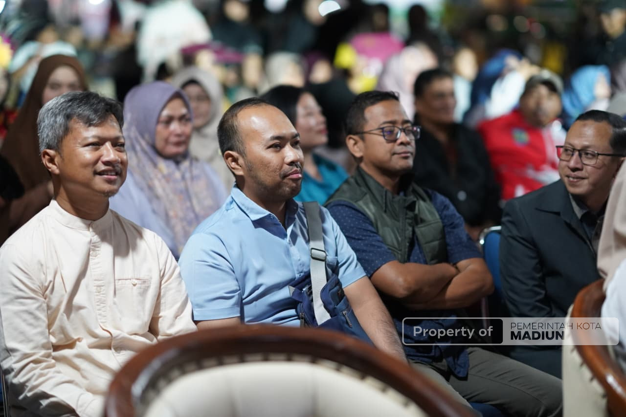 Dari Panggung Seni, Plt Wali Kota Dorong Budaya Jadi Penggerak Ekonomi Kelurahan