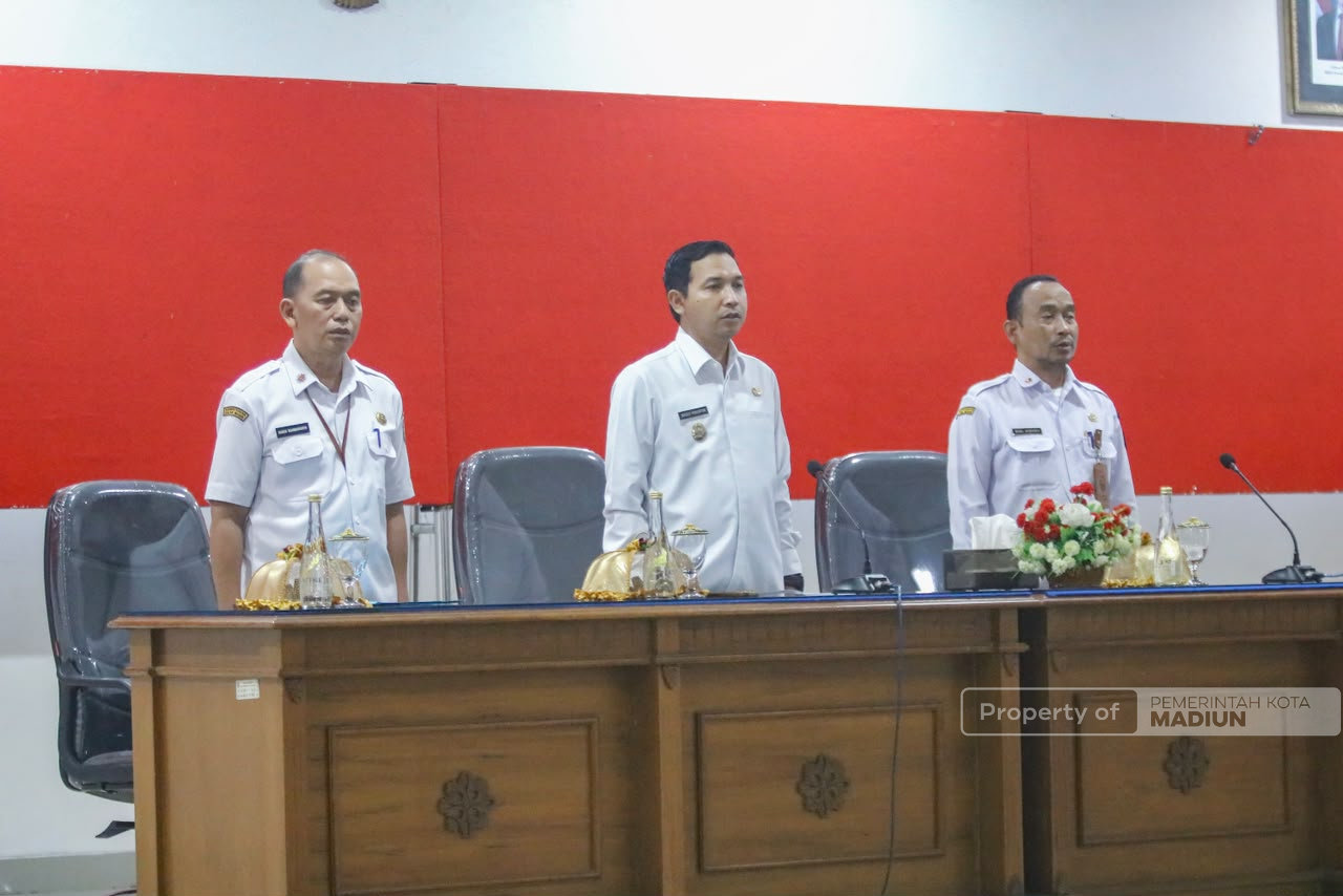 Buka Pelatihan Bahasa Inggris Bagi Aparatur, Plt Wali Kota Ingin ke Depan Juga Bahasa Mandarin