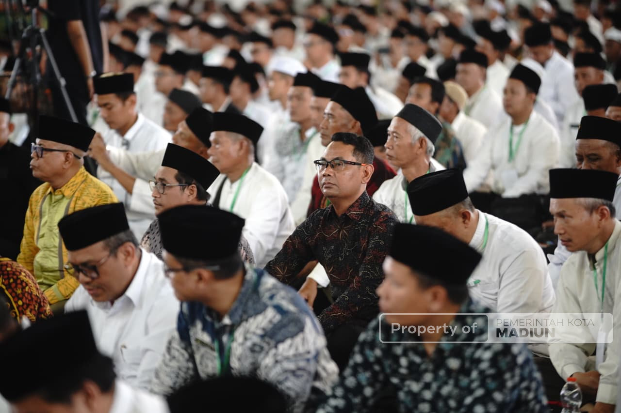 Pemkot Madiun Hadiri Penyerahan Sertipikat Tanah Wakaf dan Tempat Ibadah Se-Jawa Timur