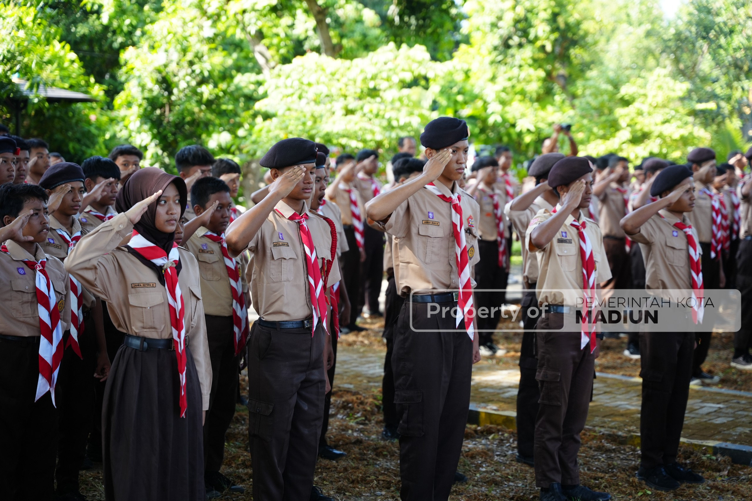 Tanamkan Nasionalisme dan Taat Hukum, Ratusan Siswa Dapat Pembinaan Karakter di Ngrowo Bening