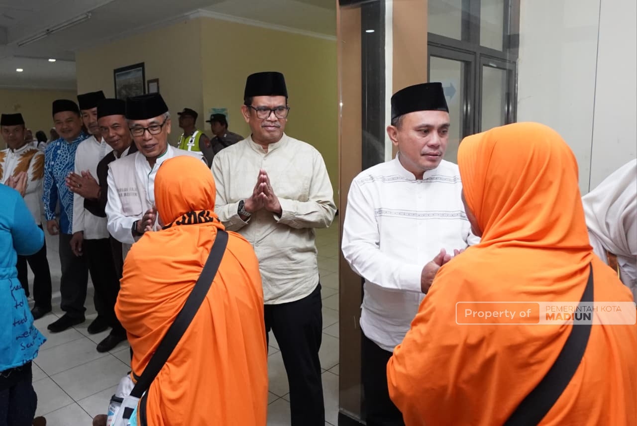Plt Wali Kota Madiun Sambut Kepulangan 225 Jamaah Haji, Dorong Implementasi Nilai-Nilai Haji dalam Kehidupan Bermasyarakat