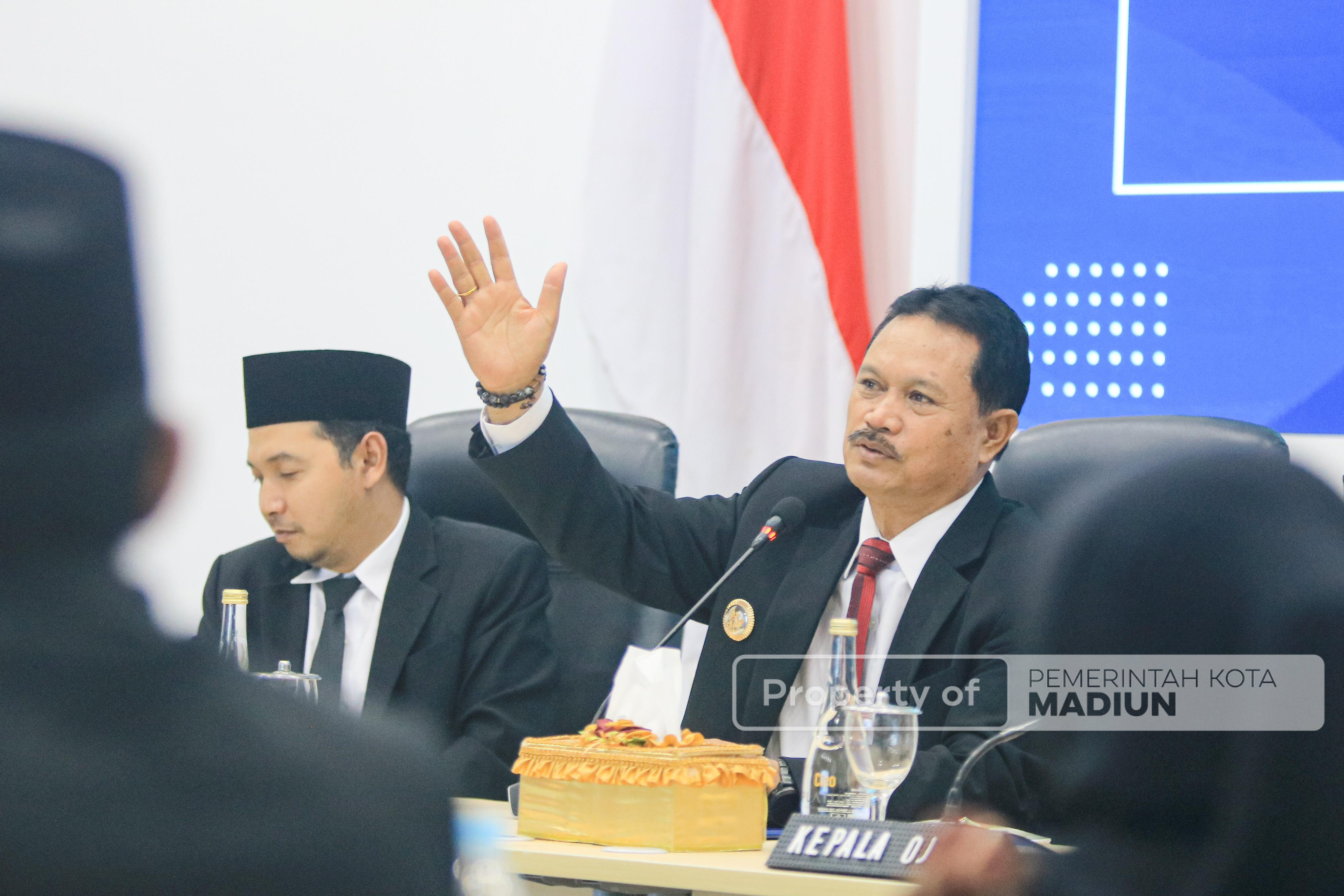 Perkuat Literasi Keuangan, Wali Kota Maidi Apresiasi Sinergi OJK dan Pemda