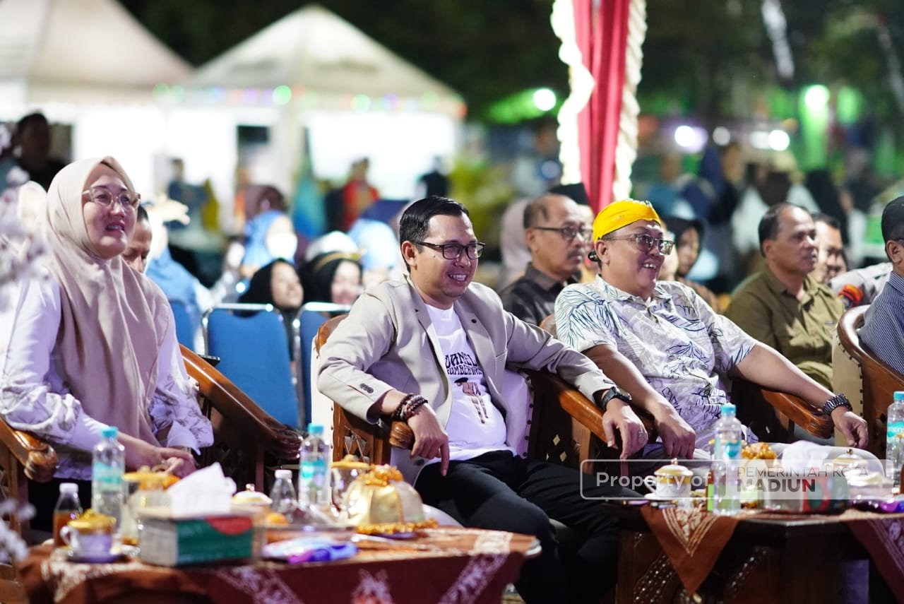 Dari Panggung Seni, Plt Wali Kota Dorong Budaya Jadi Penggerak Ekonomi Kelurahan